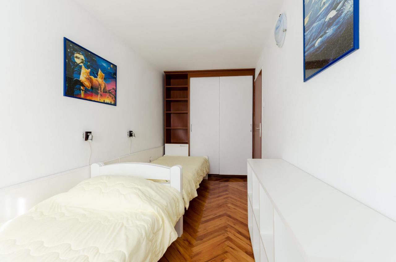Apartment Josip Plomin Eksteriør bilde
