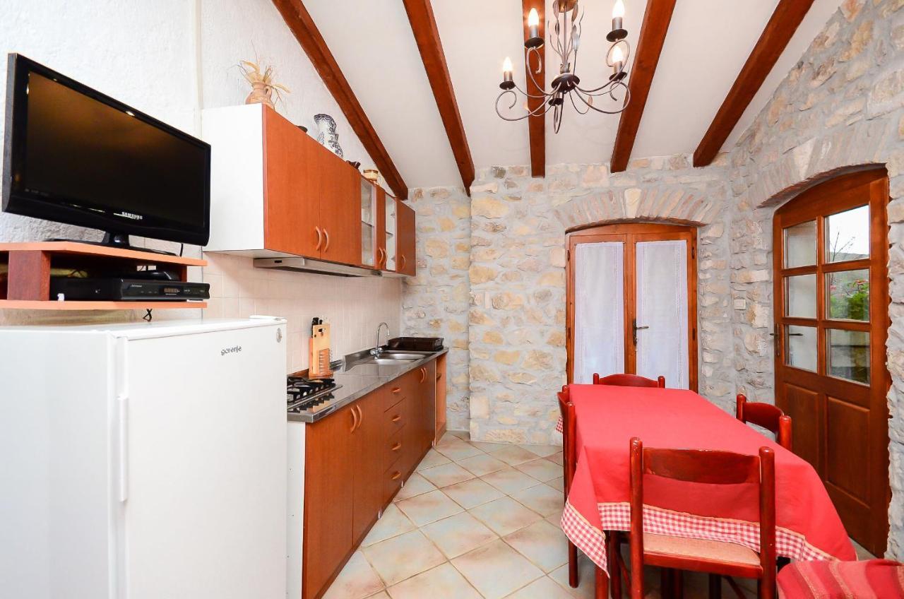 Apartment Josip Plomin Eksteriør bilde